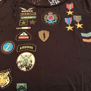 Chaser Brand Light weight long sleeve